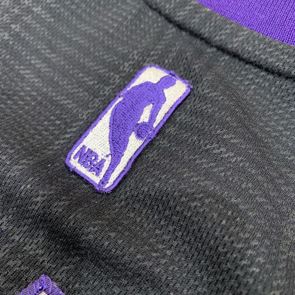 Authentic Mens Adidas Limited Edition - NBA Kobe Bryant #24 Black Jersey - Large - Picture 9 of 13